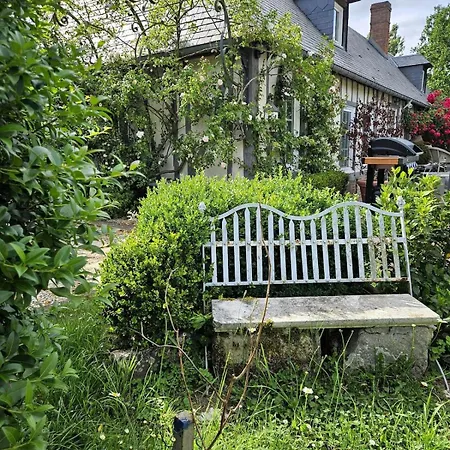 Semesterbostad Maison Lyberti 12 Pers Et Grand Jardin