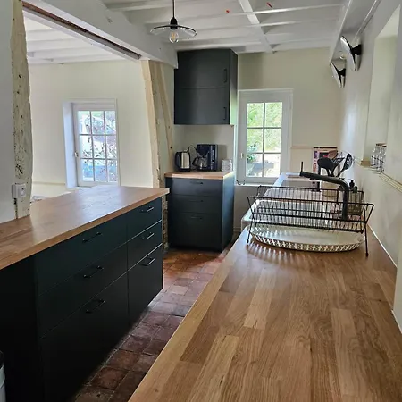 Semesterbostad Maison Lyberti 12 Pers Et Grand Jardin Beaumesnil (Eure)